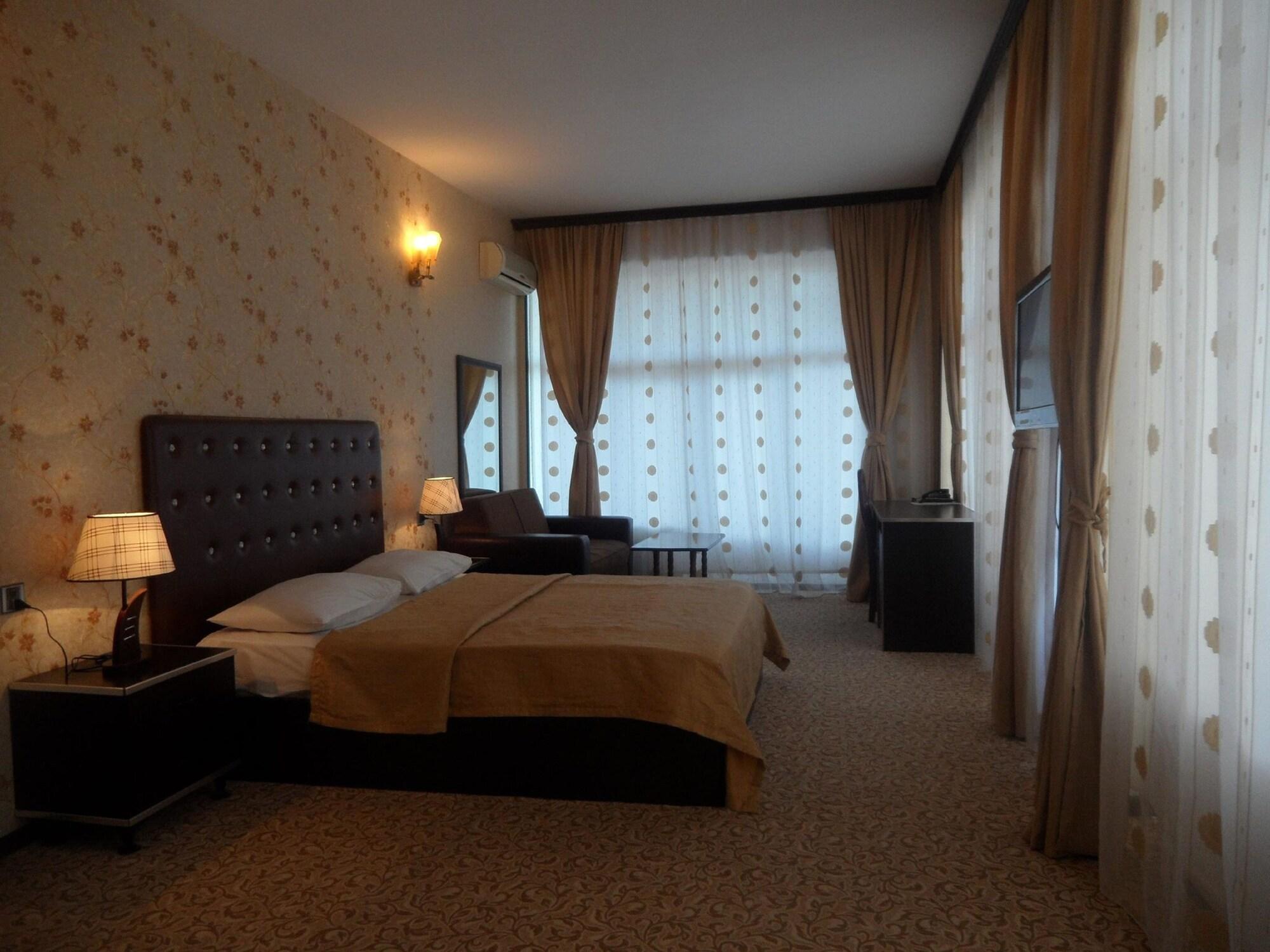 Avand Hotel バクー エクステリア 写真