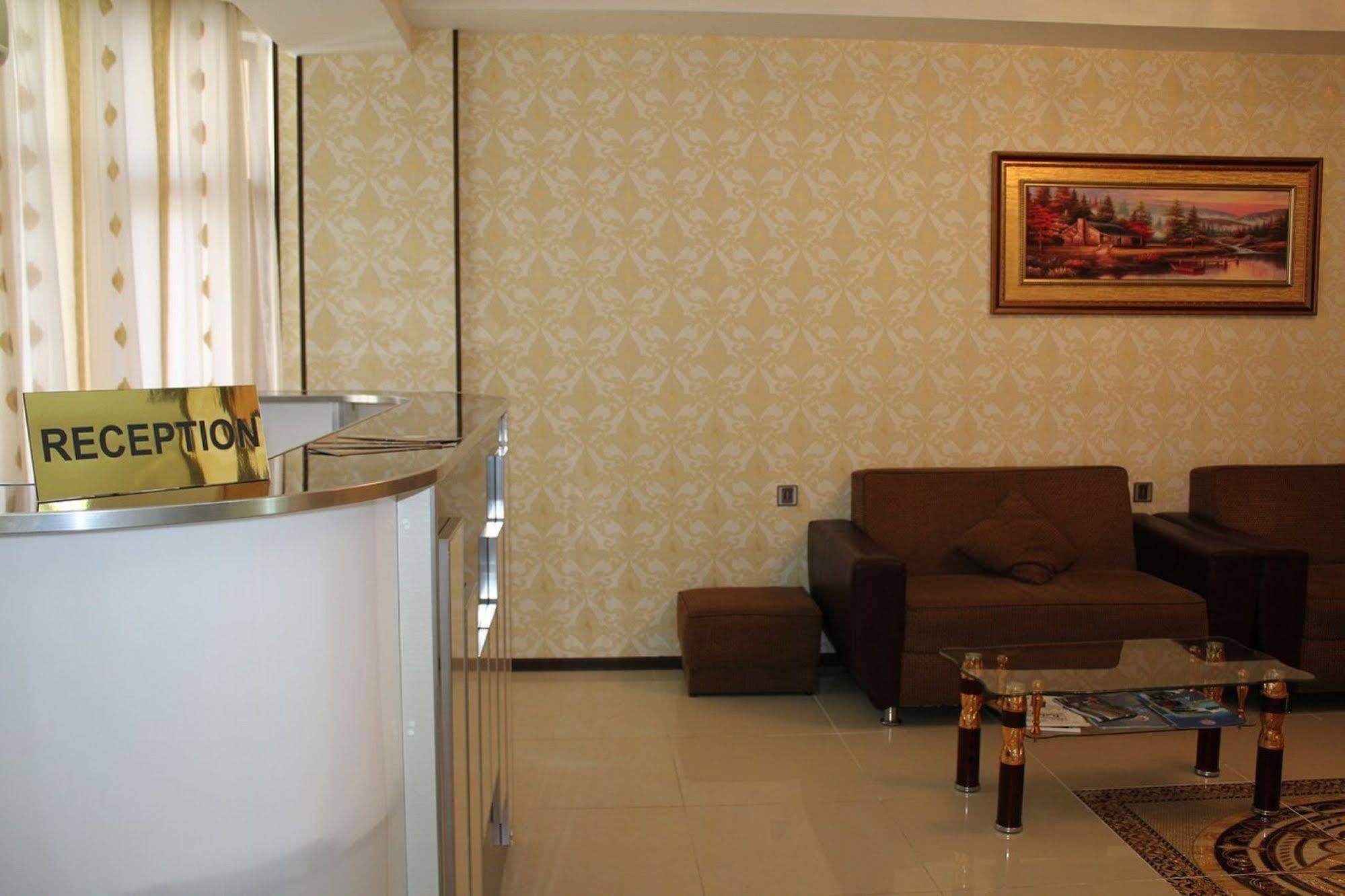 Avand Hotel バクー エクステリア 写真